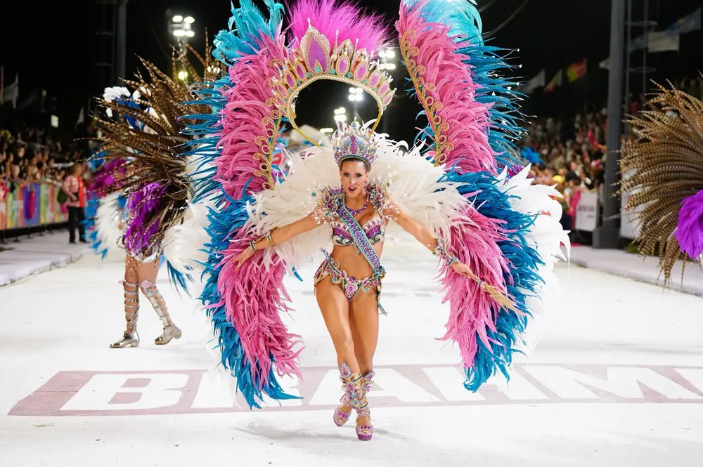 648e7f1b-9845-42b0-a91e-c6022556e7e5