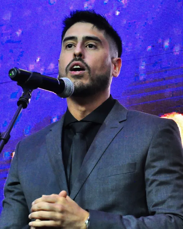 d79ce186-e7f5-4724-b464-2c70ecdfa7a2