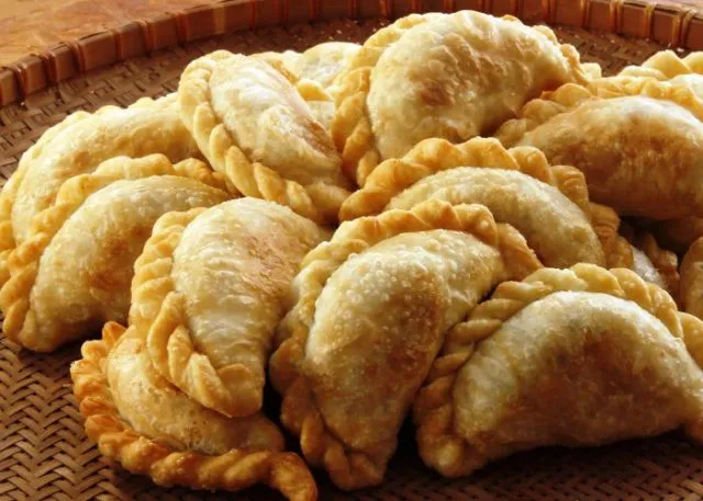 empanadaade-surubí-640x457